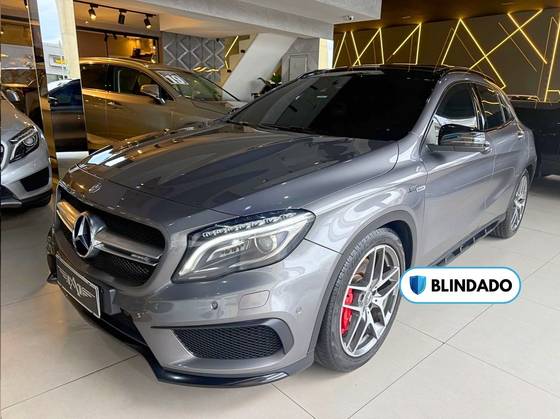 MERCEDES-BENZ GLA 45 AMG 2.0 16V TURBO GASOLINA 4P AUTOMÁTICO MERCEDES-BENZ GLA 45 AMG 2.0 16V TURBO GASOLINA 4P AUTOMÁTICO